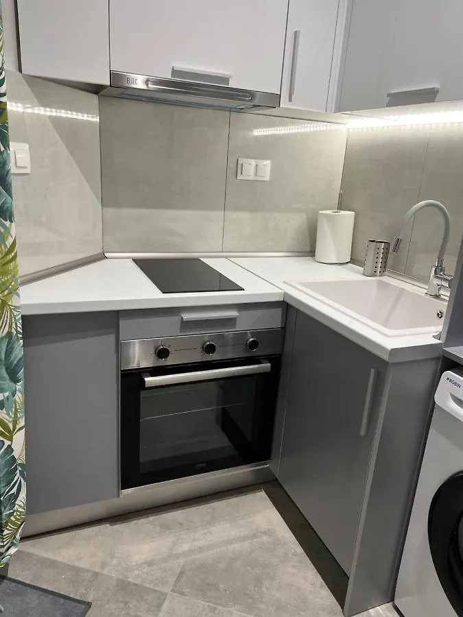 Km53 Luxury Apartments 테살로니키